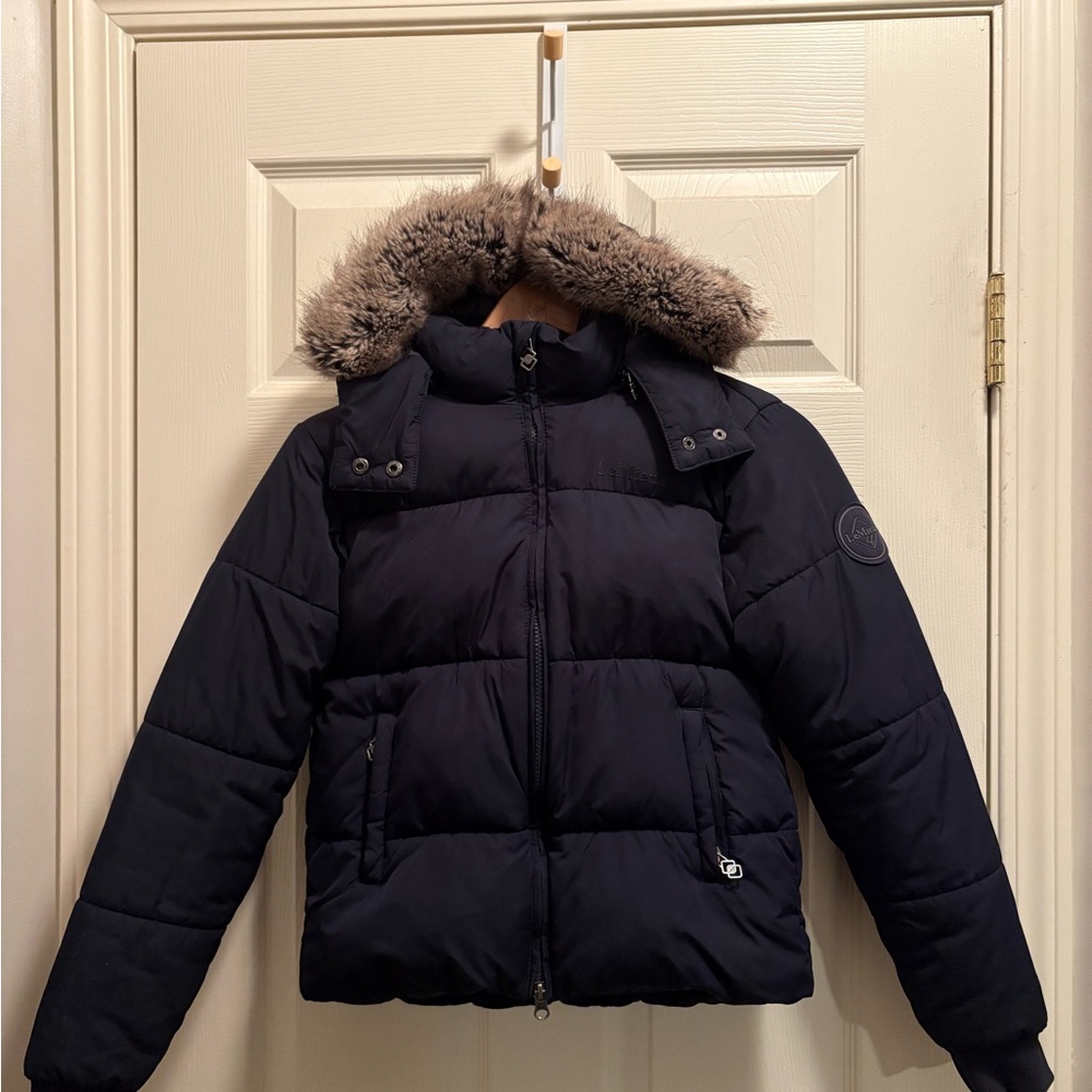Lemieux Young Rider Gia puffer jacket in navy blue.
